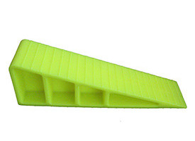 Firefighters' utility door wedge